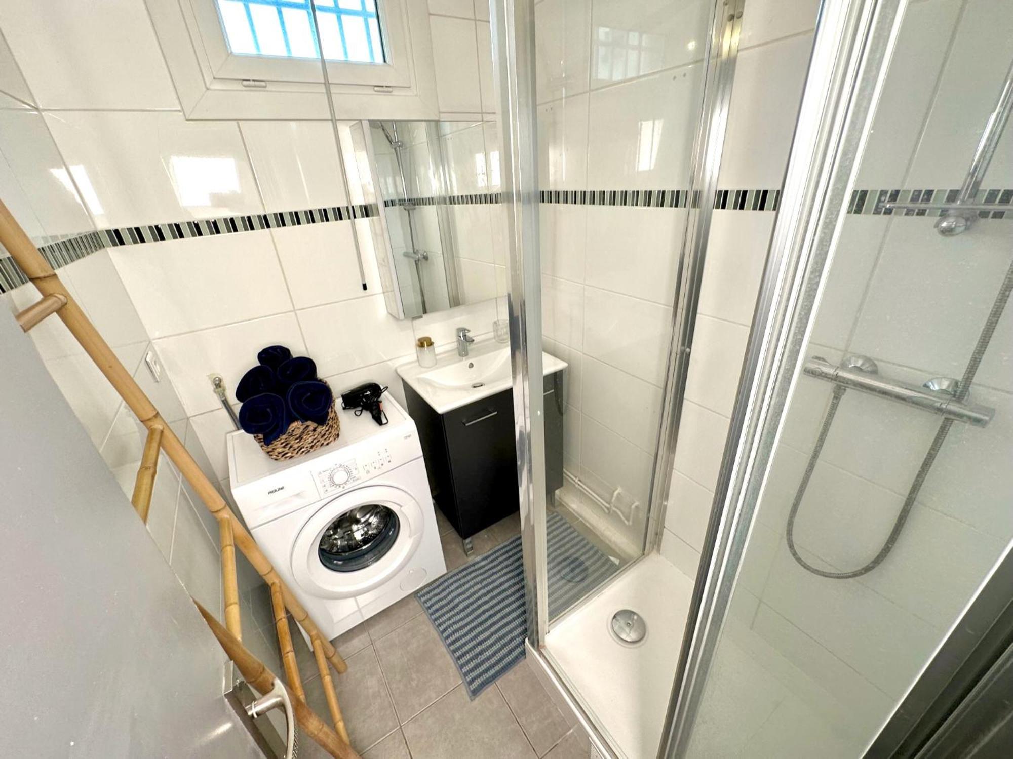 Ferienwohnung Le Bleu Soleil - A 2 Min Du Metro - 7 Min De Paris Maisons-Alfort Exterior foto