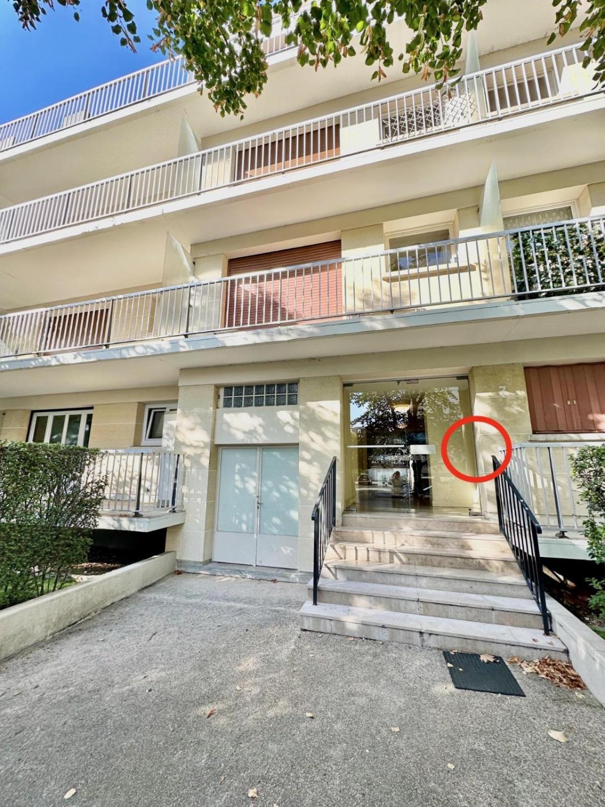 Ferienwohnung Le Bleu Soleil - A 2 Min Du Metro - 7 Min De Paris Maisons-Alfort Exterior foto